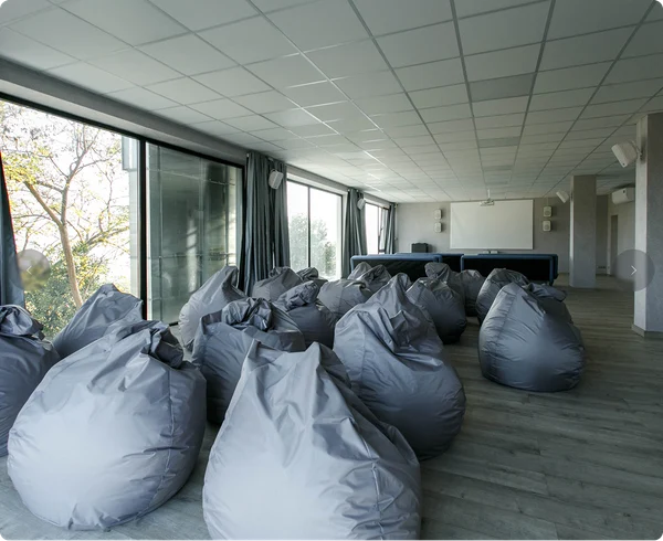 Конференц-зал